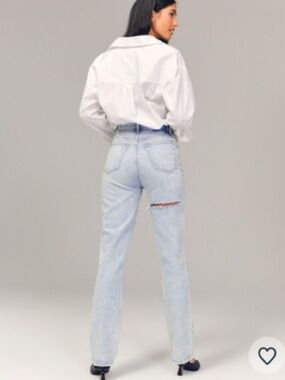 Abercrombie & Fitch Light Blue Boyfriend Jeans with Back Slit (25 LONG)
